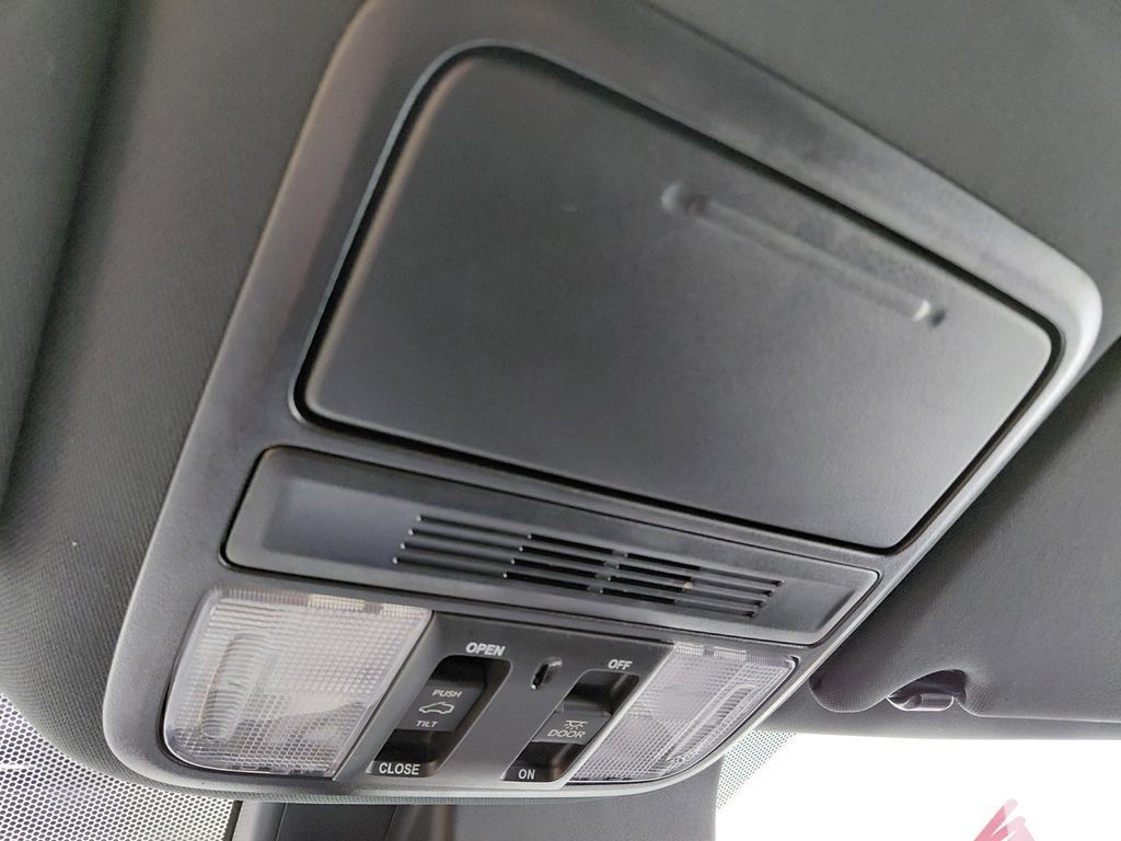 Used 2022 Honda Pilot TrailSport image 43
