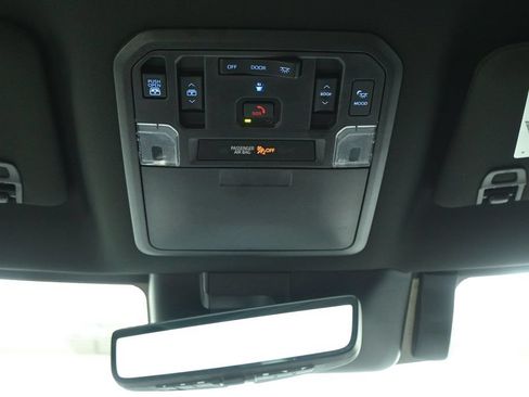 Used 2024 Toyota Tundra Platinum AWD/4WD image 20