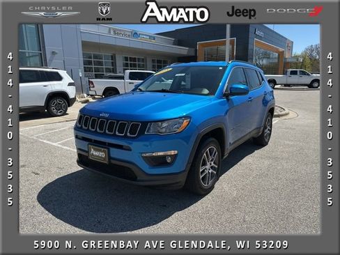 Used 2018 Jeep Compass Latitude w/ Popular Equipment Group AWD/4WD image 1