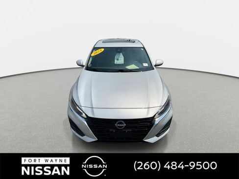 Used 2024 Nissan Altima 2.5 SV w/ SV Premium Package FWD image 33