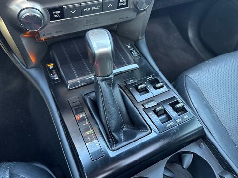 Used 2020 Lexus GX 460 Luxury w/ Off Road Package AWD/4WD image 38