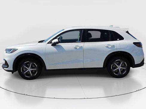 Used 2024 Honda HR-V EX-L image 8