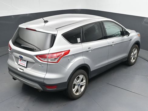 Used 2015 Ford Escape SE image 35