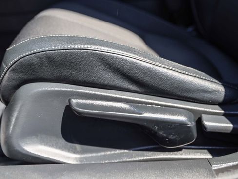 Used 2019 Honda Civic Sport image 21