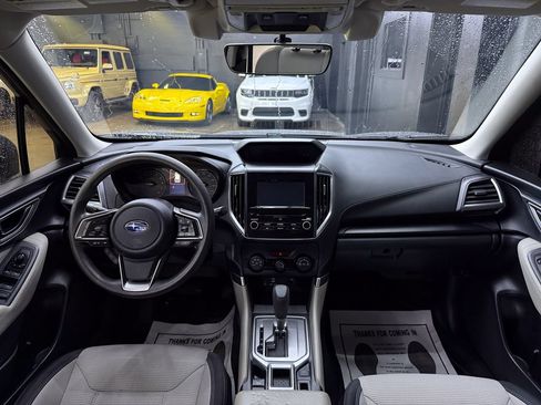 Used 2021 Subaru Forester AWD/4WD image 19
