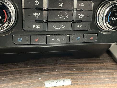 Used 2016 Ford F150 Lariat w/ Equipment Group 502A Luxury image 24