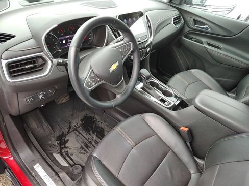 Used 2023 Chevrolet Equinox Premier AWD/4WD image 10