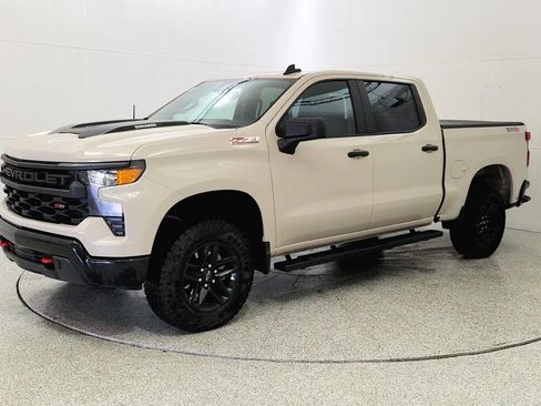 Used 2026 Chevrolet Silverado 1500 Custom Trail Boss AWD/4WD image 3
