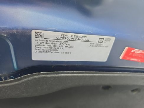 Used 2022 Chevrolet Equinox LS FWD image 30