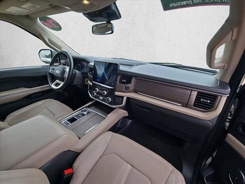 Used 2024 Ford Expedition Max Limited RWD image 23
