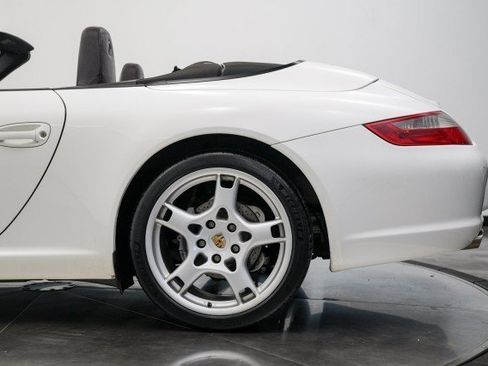 Used 2005 Porsche 911 Carrera image 23