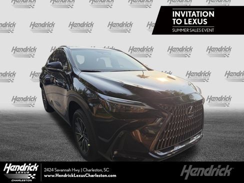 Used 2025 Lexus NX 250 FWD w/ Accessory Package (2T) image 1