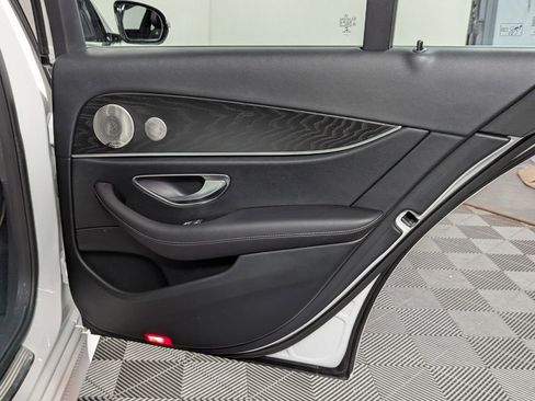 Used 2022 Mercedes-Benz E 350 4MATIC Sedan image 39