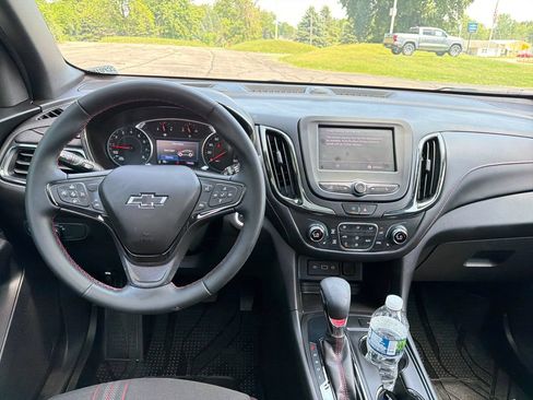 Used 2024 Chevrolet Equinox RS w/ LPO, Floor Liner Package FWD image 22