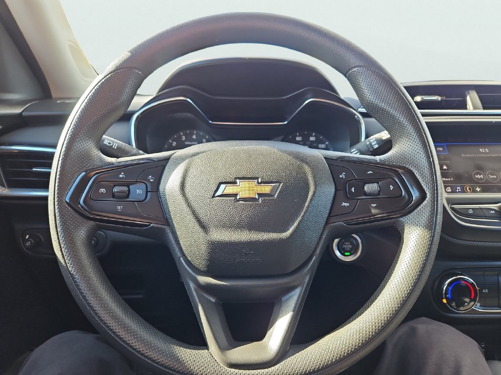Used 2023 Chevrolet TrailBlazer LT AWD/4WD image 26