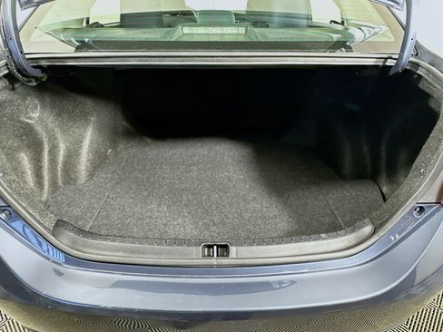 Used 2019 Toyota Corolla LE FWD image 26