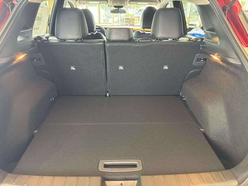 New 2026 Nissan Kicks SR FWD image 12