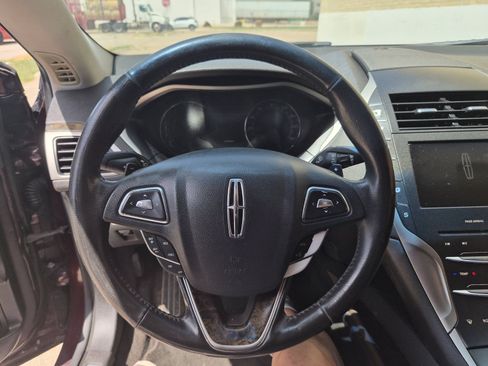 Used 2013 Lincoln MKZ FWD image 7