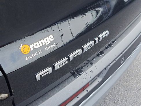 New 2025 GMC Acadia Elevation w/ Elevation Premium Package image 7