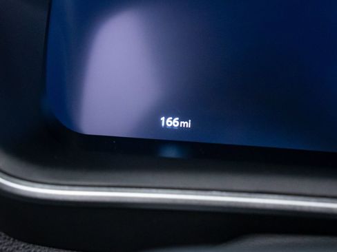 Used 2026 Toyota Corolla Cross XLE image 20