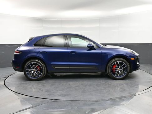 Certified 2023 Porsche Macan S AWD/4WD image 9