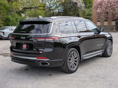 Used 2022 Jeep Grand Cherokee L Summit AWD/4WD image 3