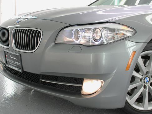 Used 2011 BMW 528i Sedan image 21
