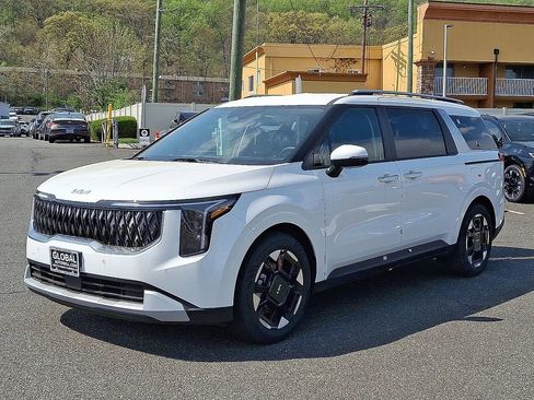 New 2026 Kia Carnival EX FWD image 2