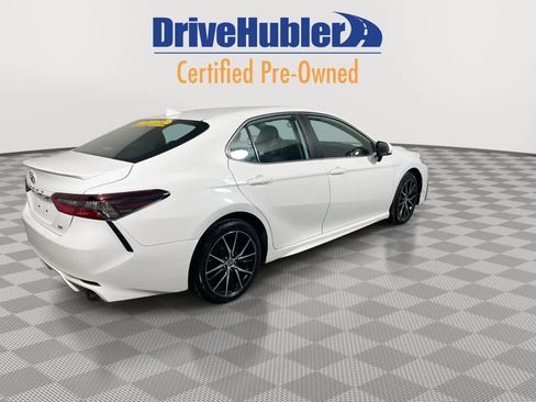 Used 2021 Toyota Camry SE image 8