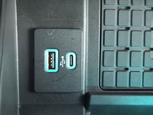 Used 2022 Ford Expedition Max XLT image 37