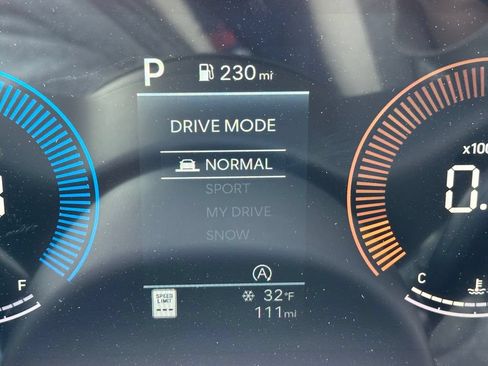 Used 2025 Hyundai Tucson XRT AWD/4WD image 18