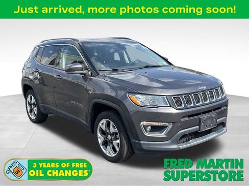 Used 2019 Jeep Compass Limited AWD/4WD image 1