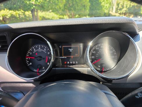 Used 2017 Ford Mustang Premium RWD image 17