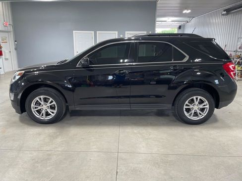 Used 2017 Chevrolet Equinox LT w/ Convenience Package FWD image 4