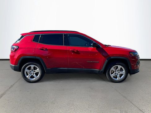 Certified 2023 Jeep Compass Latitude w/ Convenience Group image 8