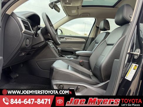 Used 2023 Volkswagen Atlas SE w/ Panoramic Sunroof Package image 27