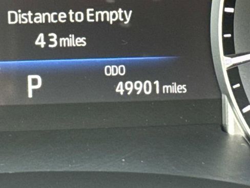 Used 2022 Toyota Highlander XLE image 29