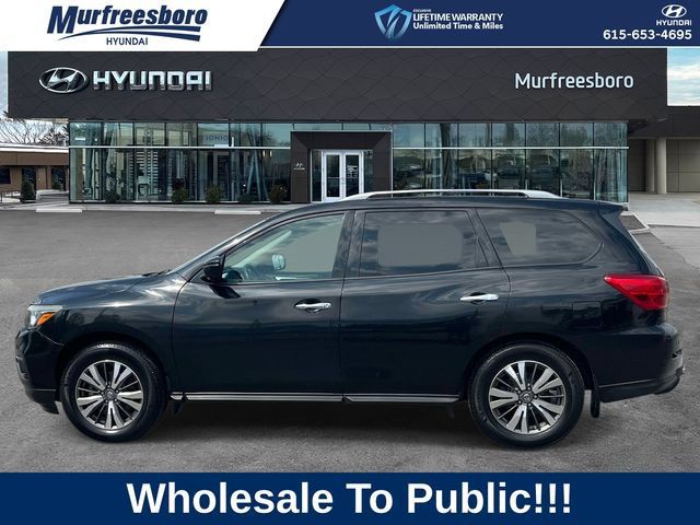 Used 2017 Nissan Pathfinder SL w/ SL Premium Package AWD/4WD image 9