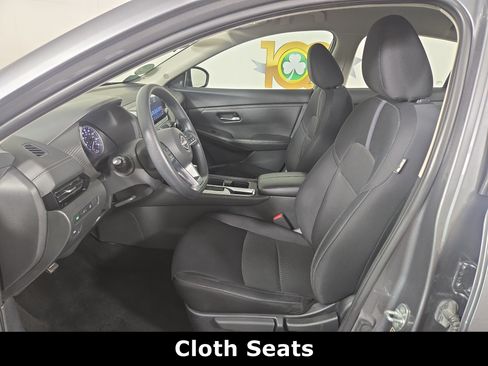 Used 2024 Nissan Sentra SV FWD image 12