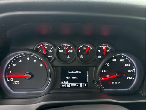 Used 2022 Chevrolet Silverado 2500 Custom w/ Custom Value Package image 13