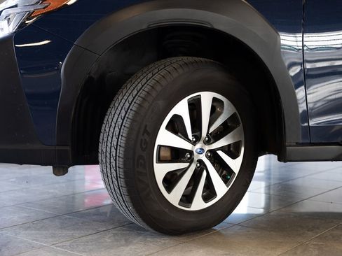 Used 2024 Subaru Outback Premium image 7