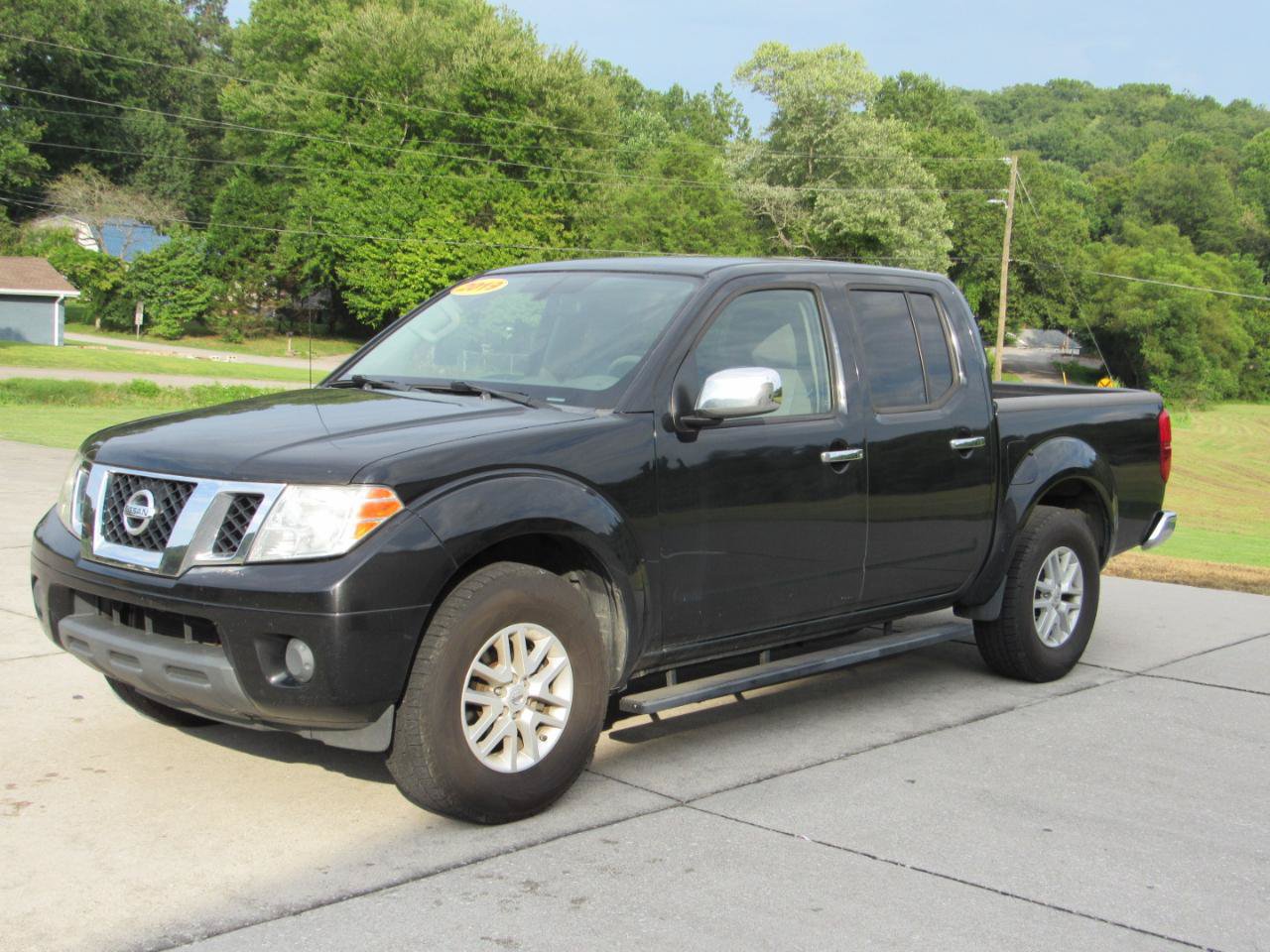 Used 2019 Nissan Frontier SV RWD image 3