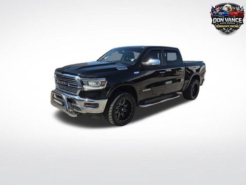 Used 2019 RAM 1500 Laramie AWD/4WD image 1