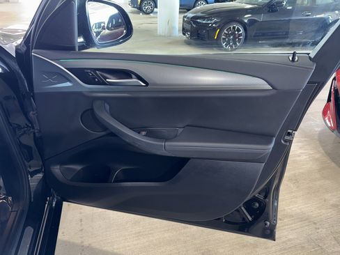 Used 2021 BMW X3 sDrive30i w/ M Sport Package image 11