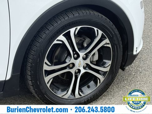 Used 2019 Chevrolet Bolt Premier w/ Infotainment Package image 24