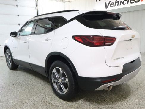 Used 2023 Chevrolet Blazer LT AWD/4WD image 3