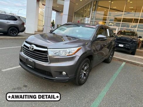 Used 2016 Toyota Highlander XLE AWD/4WD image 1