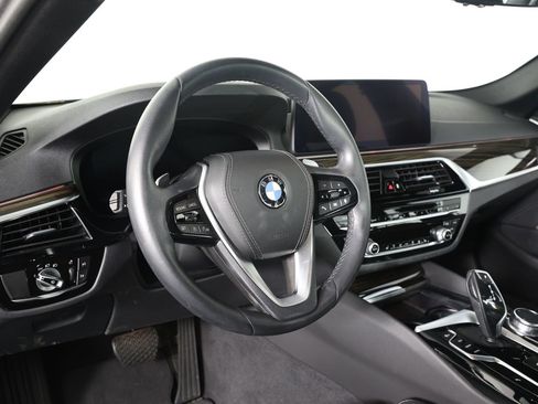 Used 2023 BMW 540i w/ Premium Package RWD image 14