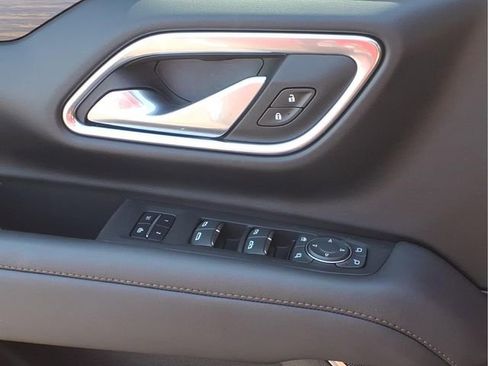 Used 2024 Chevrolet Tahoe High Country image 19