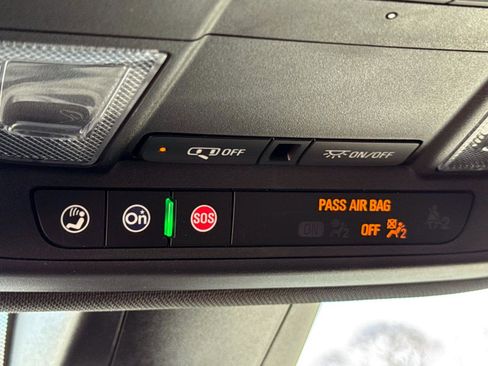 Certified 2023 Chevrolet Traverse LT image 22